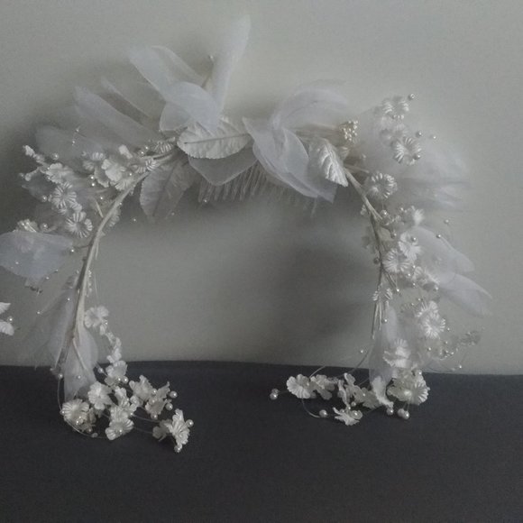 Handmade Hairpiece - Picture 4 of 5